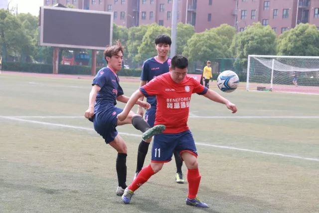 勒沃库森教练赞扬赵松源：技术及场上感觉出众